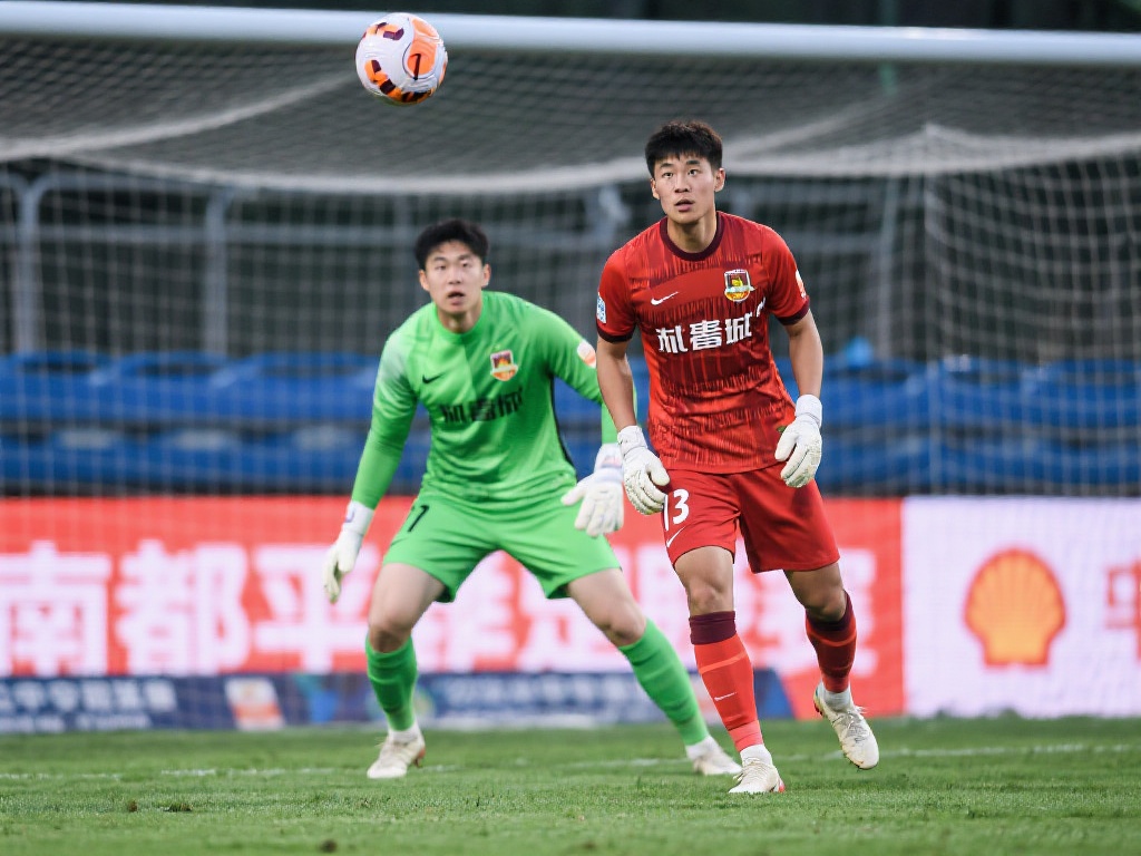 欧洲杯冠军赔率更新：英格兰领跑，法国、德国、葡萄牙紧随其后